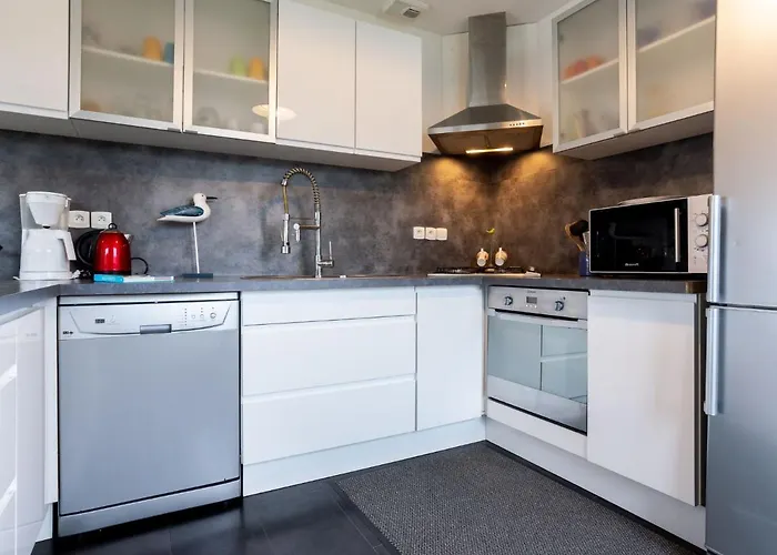 بيت للعطل La By Interhome *